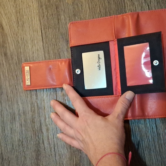 Kenneth Cole Reaction Mirror Utility Tab Clutch Orange Women's Wallet. - Picture 9 of 14